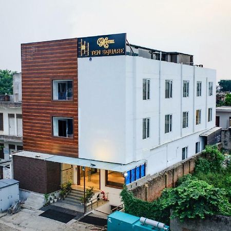 آغْرا Hotel Ten Square, India المظهر الخارجي الصورة