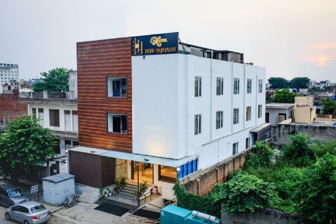 آغْرا Hotel Ten Square, India المظهر الخارجي الصورة